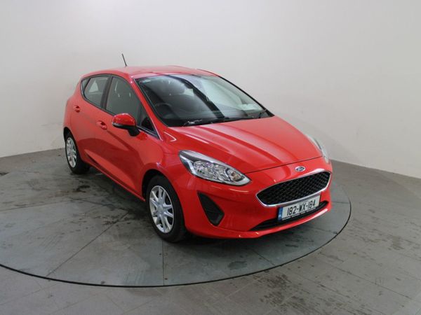 Ford Fiesta Hatchback, Petrol, 2018, Red
