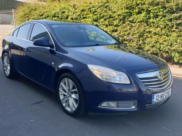 Vauxhall Insignia Hatchback, Diesel, 2012, Blue