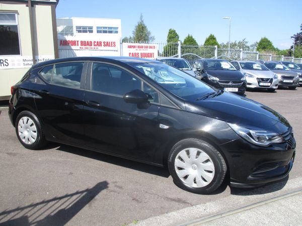 Opel Astra Hatchback, Petrol, 2017, Black