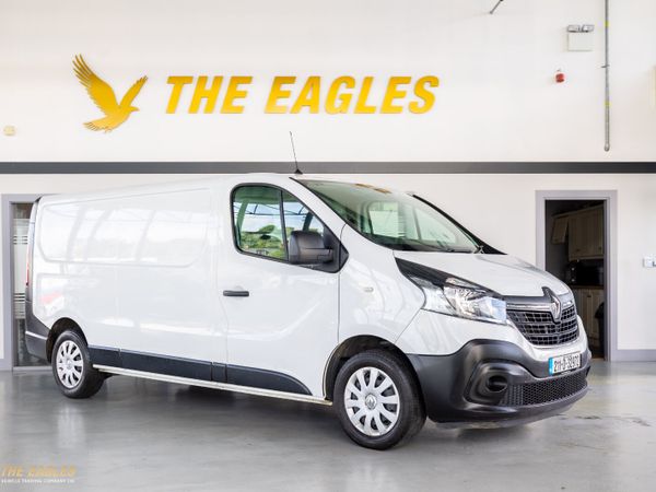 Renault Trafic MPV, Diesel, 2021, White