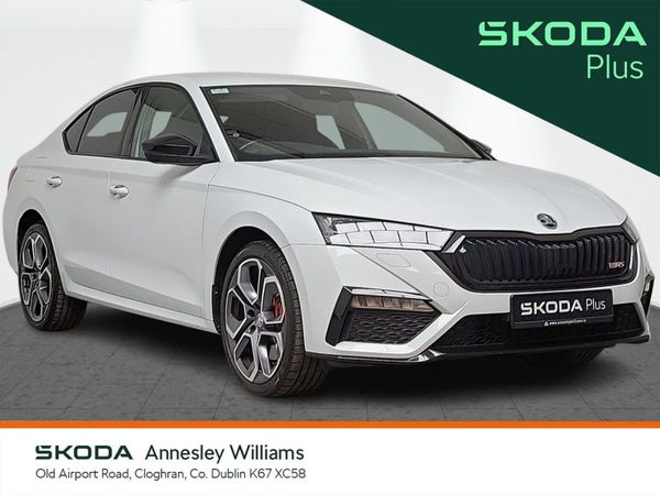Skoda Octavia Saloon, Petrol Plug-in Hybrid, 2022, White