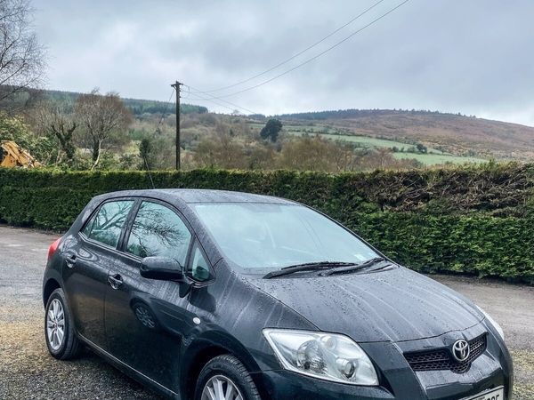 Toyota Auris Hatchback, Petrol, 2008, Black