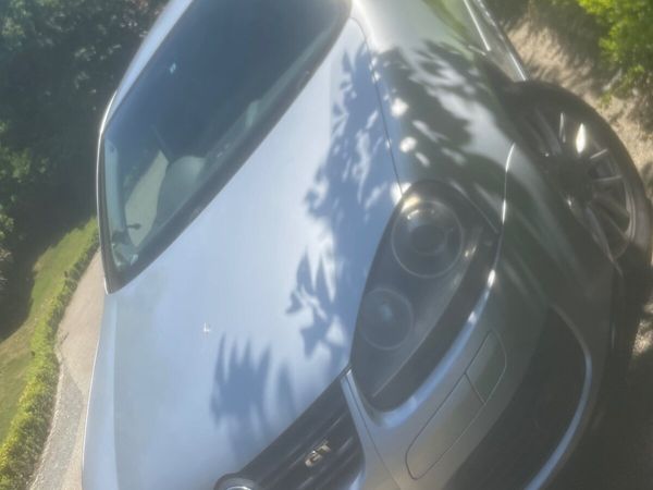 Volkswagen Golf Hatchback, Petrol, 2007, Silver