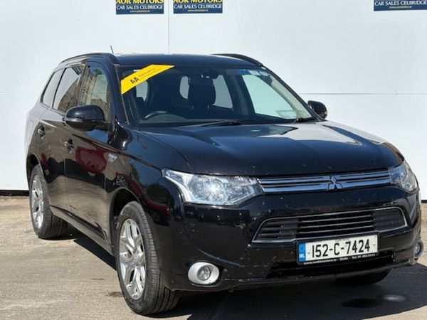 Mitsubishi Outlander SUV, Petrol Plug-in Hybrid, 2015, Black