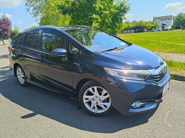 Honda Shuttle MPV, Petrol Hybrid, 2016, Blue
