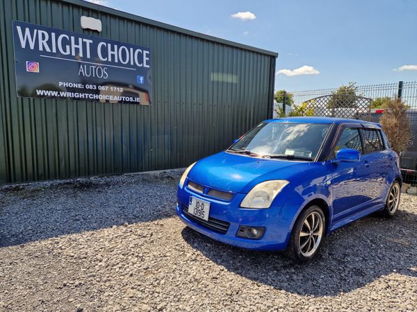 Suzuki Swift Hatchback, Petrol, 2010, Blue