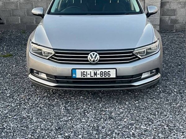 Volkswagen Passat Saloon, Diesel, 2016, Silver