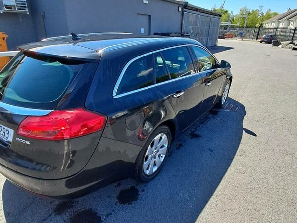 Vauxhall Insignia Estate, Diesel, 2012, Black