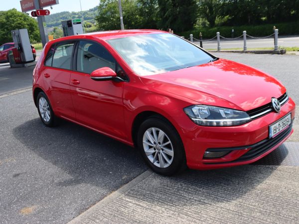 Volkswagen Golf Hatchback, Diesel, 2019, Red