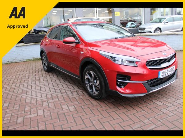 Kia XCeed Hatchback, Petrol, 2020, Red