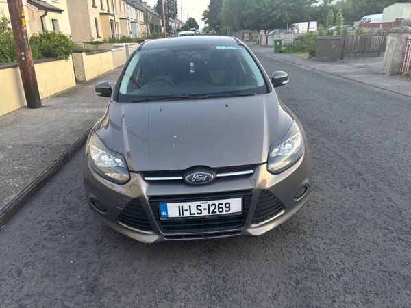 Ford Focus Hatchback, Diesel, 2011, Brown