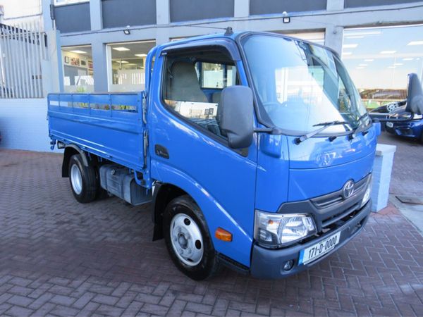 Toyota Dyna , Diesel, 2017, Blue