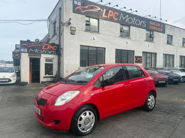 Toyota Yaris Hatchback, Petrol, 2006, Red