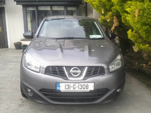Nissan Qashqai Estate/Jeep, Diesel, 2013, Grey