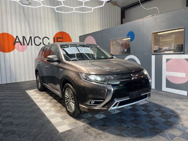 Mitsubishi Outlander SUV, Petrol Hybrid, 2019, Brown