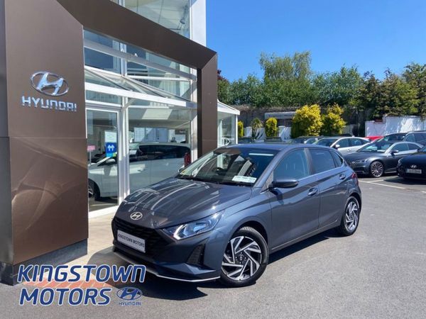 Hyundai i20 Hatchback, Petrol, 2024, Grey