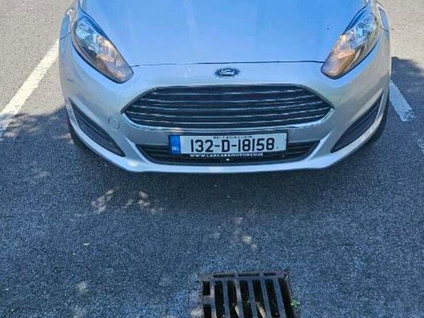 Ford Fiesta Hatchback, Diesel, 2013, Silver