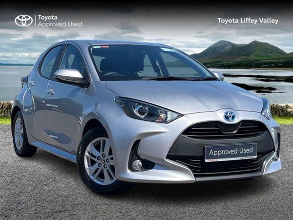 Toyota Yaris Hatchback, Hybrid, 2022, Grey