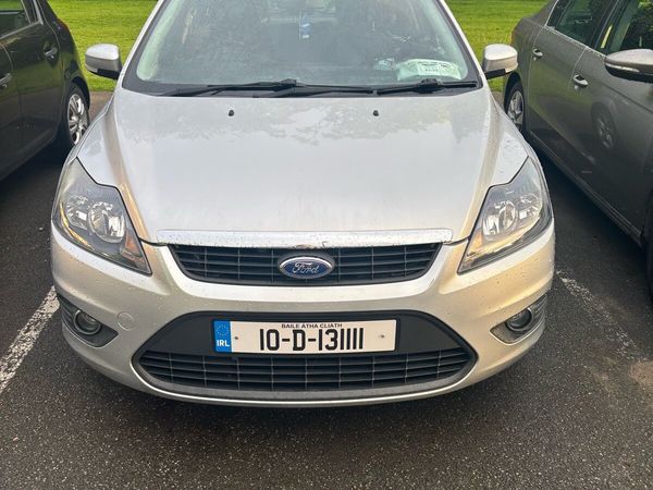 Ford Focus Hatchback, Petrol, 2010, Silver