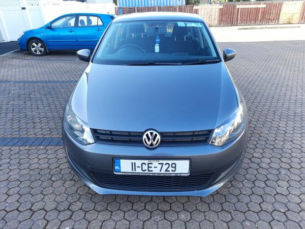 Volkswagen Polo Hatchback, Petrol, 2011, Grey