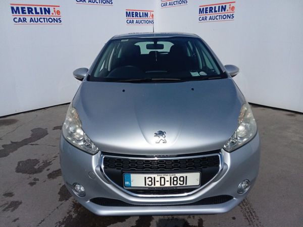 Peugeot 208 Hatchback, Petrol, 2013, Grey