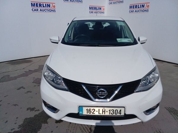 Nissan Pulsar Hatchback, Diesel, 2016, White