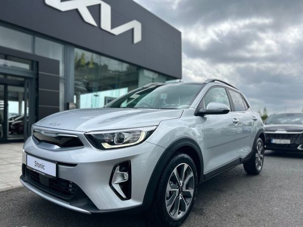 Kia Stonic SUV, Petrol, 2025, Silver