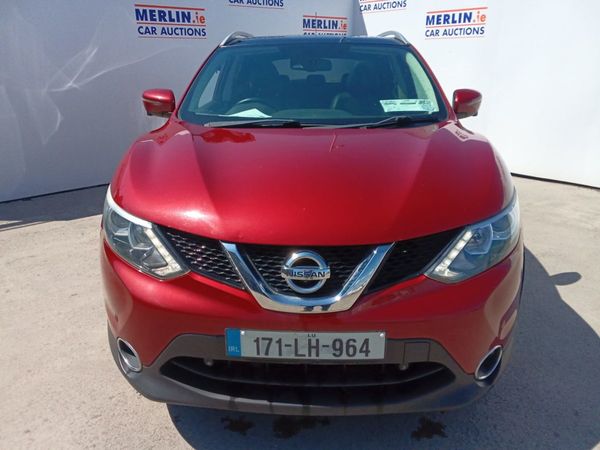 Nissan Qashqai MPV, Diesel, 2017, Red