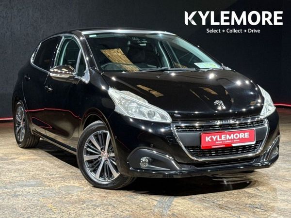 Peugeot 208 Hatchback, Petrol, 2016, Black