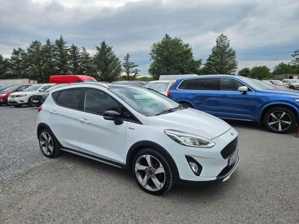 Ford Fiesta Hatchback, Petrol, 2020, White