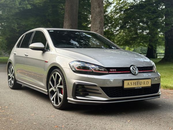 Volkswagen Golf Estate, Petrol, 2019, Grey