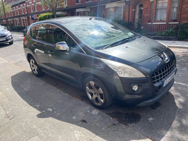 Peugeot 3008 MPV, Diesel, 2012, Grey