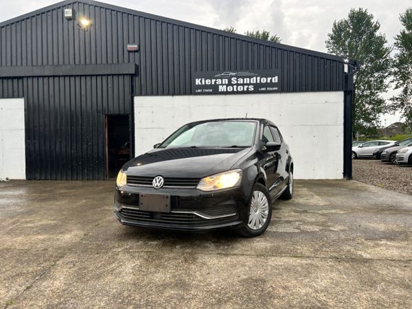 Volkswagen Polo Hatchback, Petrol, 2015, Black