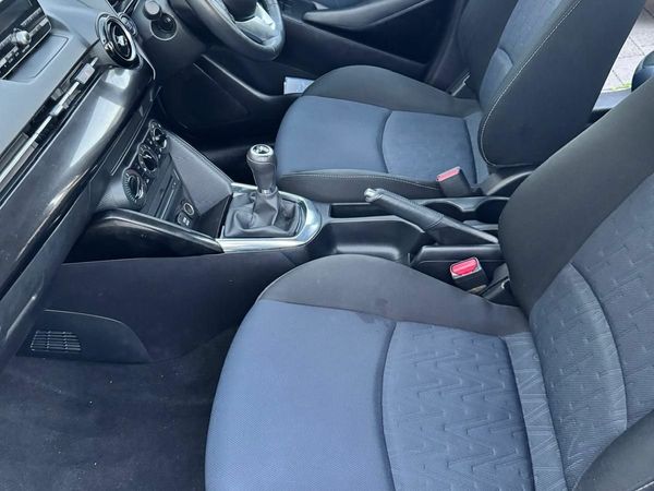 Mazda Mazda2 Hatchback, Petrol, 2016, Silver