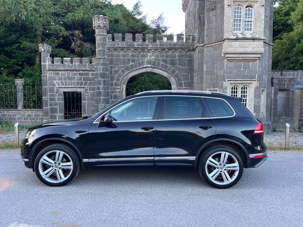 Volkswagen Touareg SUV, Diesel, 2017, Black