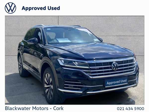 Volkswagen Touareg SUV, Petrol Plug-in Hybrid, 2022, Blue