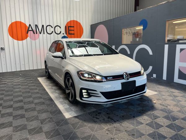 Volkswagen Golf Hatchback, Petrol, 2018, White