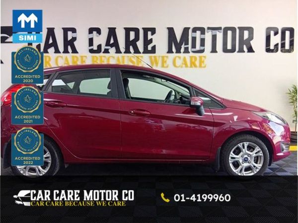 Ford Fiesta Hatchback, Petrol, 2015, Red