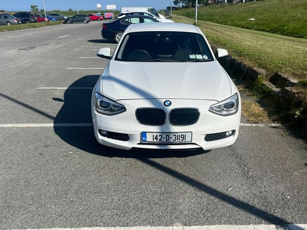 BMW 1-Series Hatchback, Petrol, 2014, White