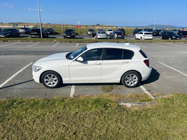 BMW 1-Series Hatchback, Petrol, 2014, White
