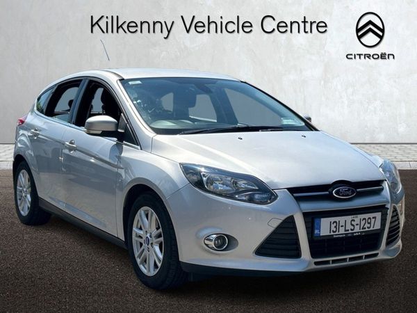 Ford Focus Hatchback, Petrol, 2013, Silver