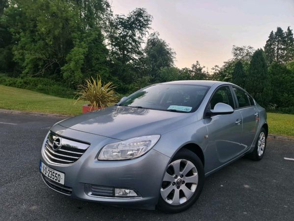 Opel Insignia Saloon, Diesel, 2011, Silver