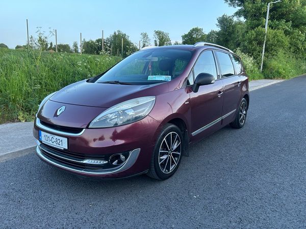 Renault Grand Scenic MPV, Diesel, 2013, Red