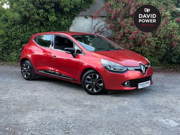 Renault Clio Hatchback, Petrol, 2014, Red