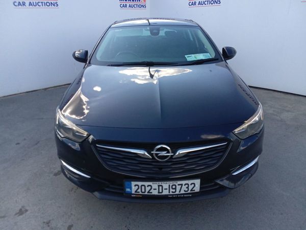 Opel Insignia Hatchback, Diesel, 2020, Blue