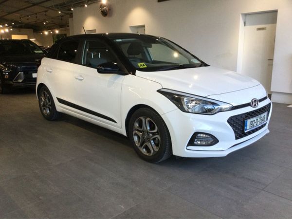 Hyundai i20 Hatchback, Petrol, 2019, White