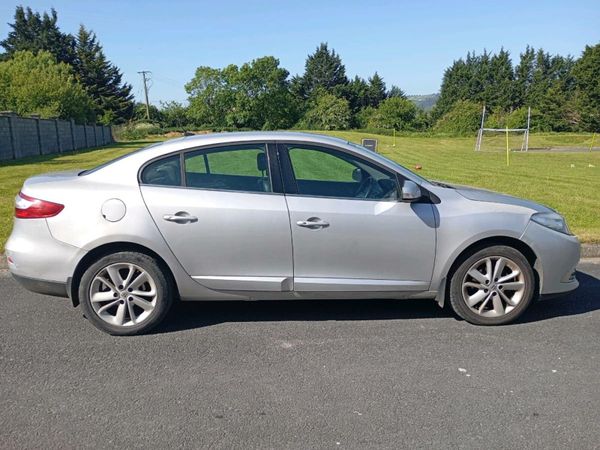 Renault Fluence Saloon, Diesel, 2013, Silver