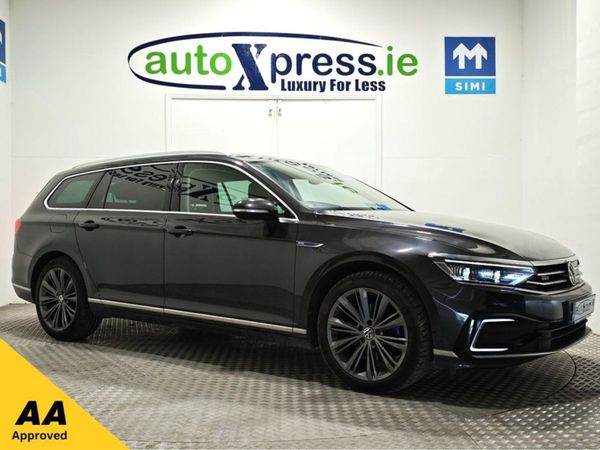 Volkswagen Passat Estate, Hybrid, 2020, Grey