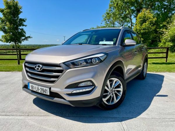 Hyundai Tucson SUV, Diesel, 2016, Beige
