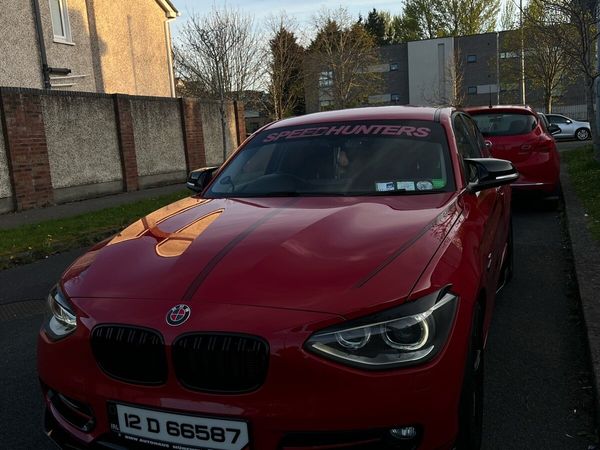 BMW 1-Series Hatchback, Petrol, 2012, Red